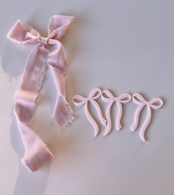 Vintage Bow Decal - littledreamersinteriors