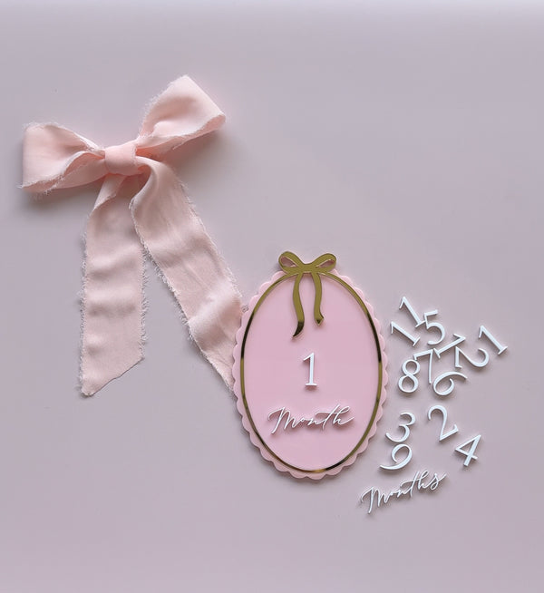 Interchangeable oval bow scallop milestone disc - littledreamersinteriors
