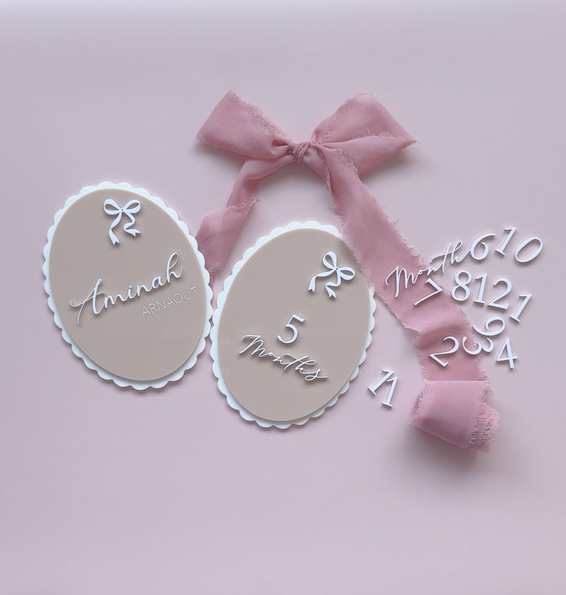 Scallop Bow Announcement Plaque - littledreamersinteriors
