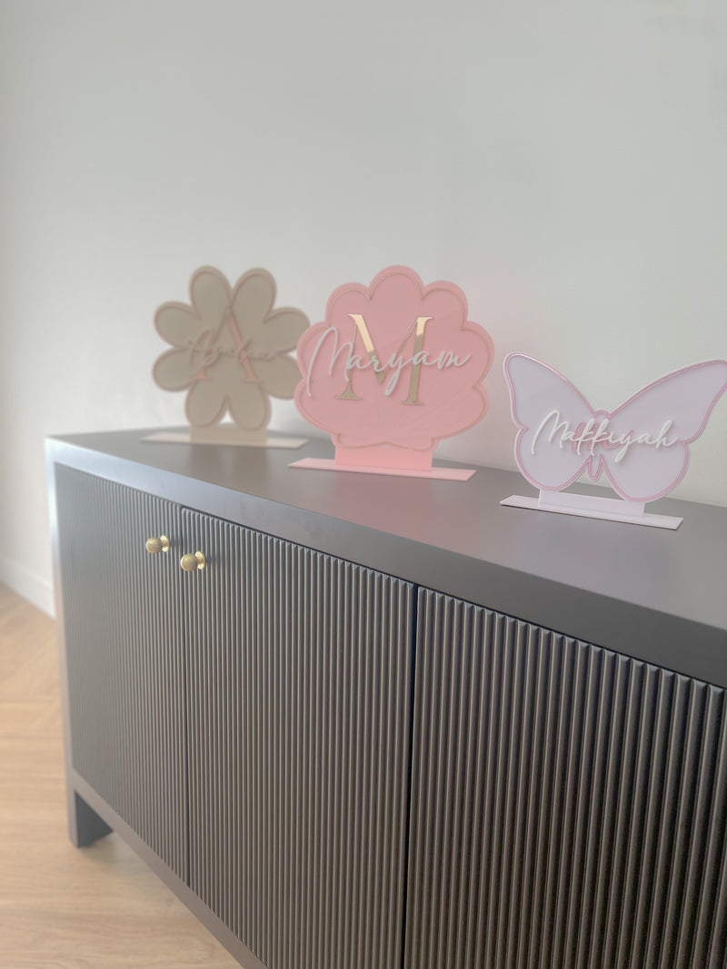 Shell Name Sign - littledreamersinteriors