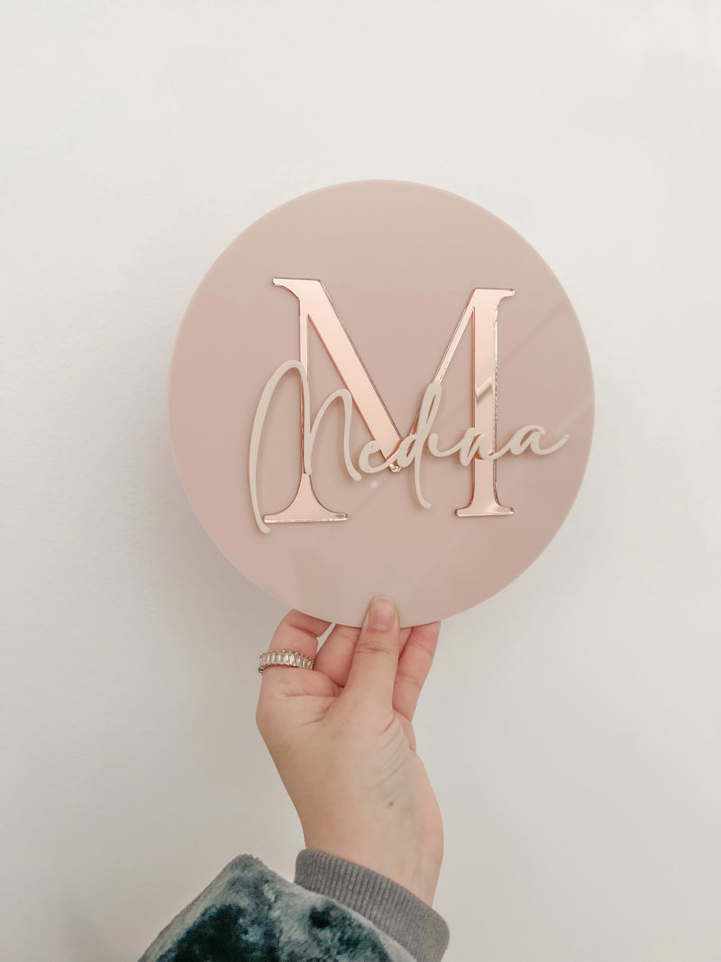 Round Initial / Name plaque - littledreamersinteriors