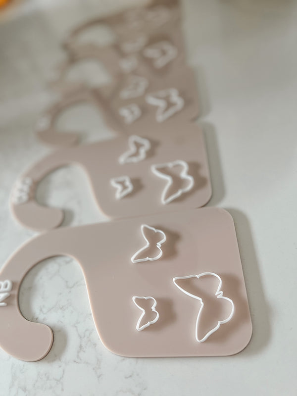 Butterfly outline Wardrobe Dividers - littledreamersinteriors